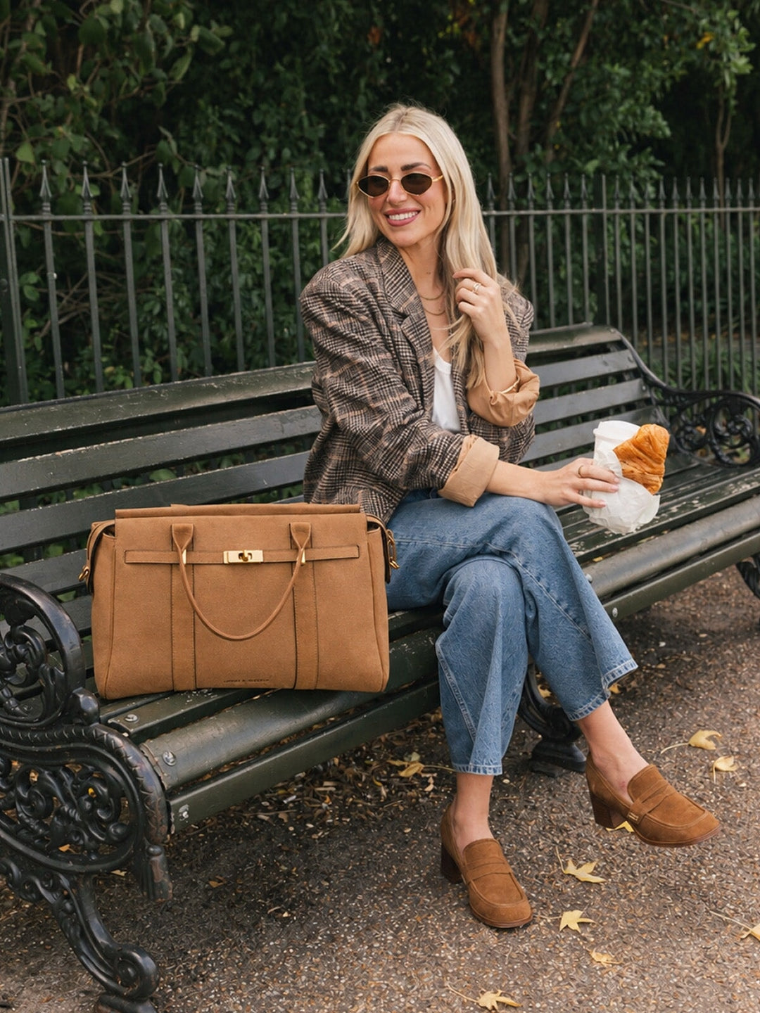 Effortless Tote Cognac Suede