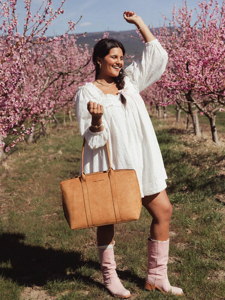 The Meadow Tote Cognac Suede