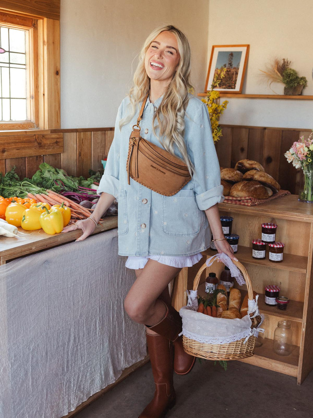 The Desert Crossbody Cognac