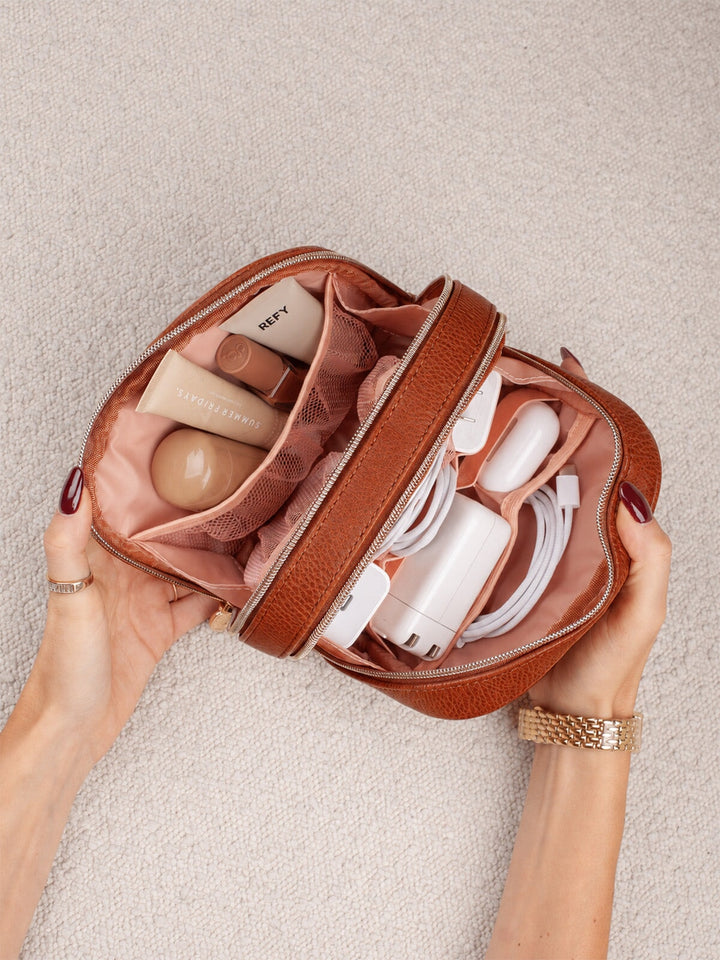 Pretty Connected Case Chestnut