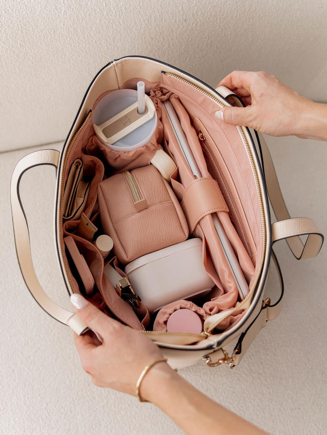 GO-GETTER TOTE cream