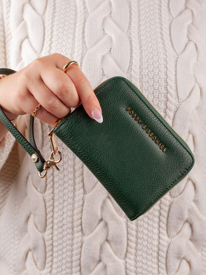 The Grab and Go Wallet Heritage Green