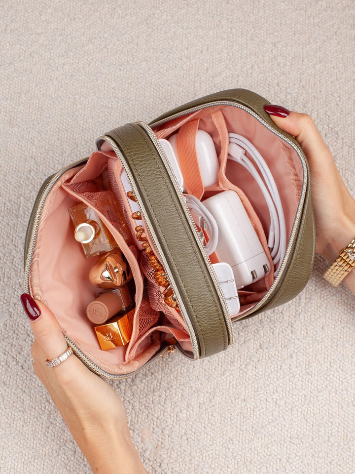 Pretty Connected Case Olive