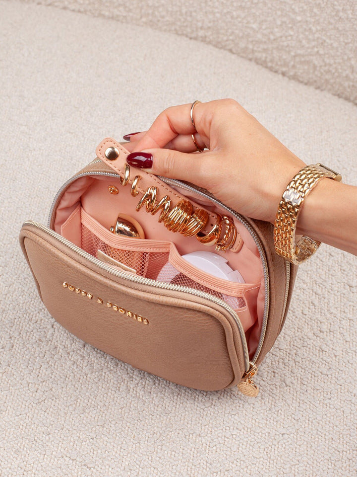 Pretty Connected Case Mocha Mousse