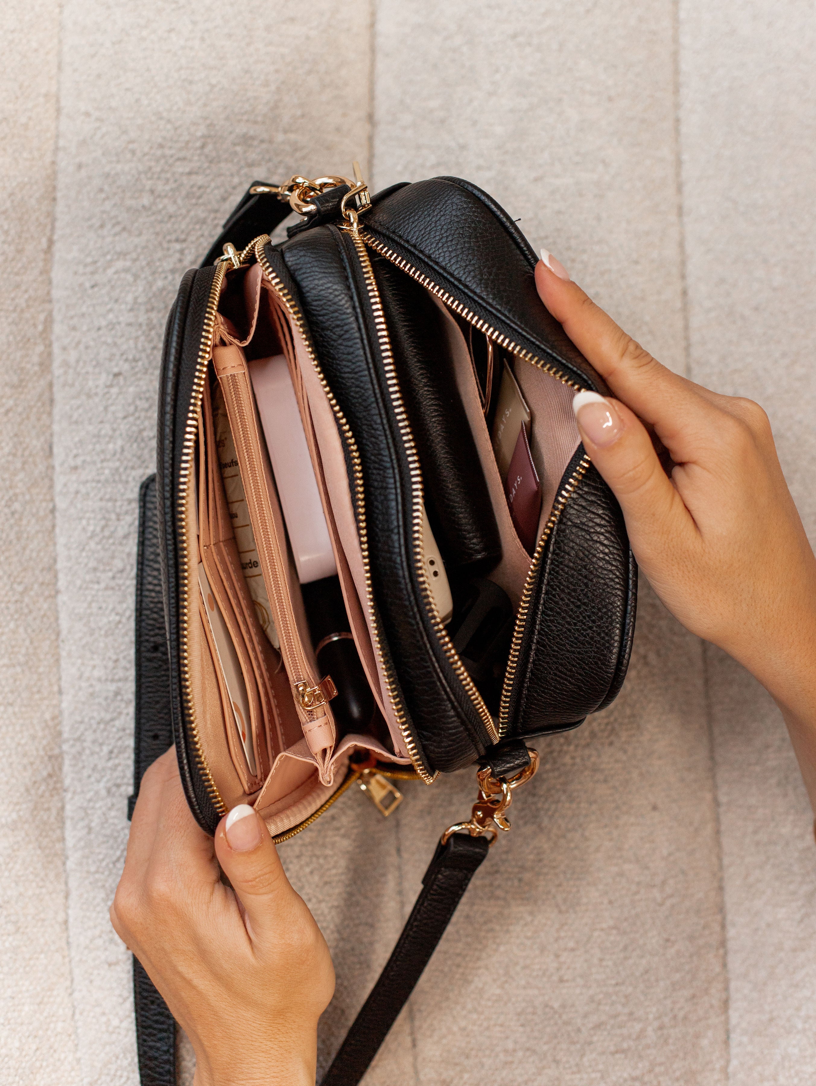 24/7 Crossbody Black | Poppy and Peonies – Poppy & Peonies