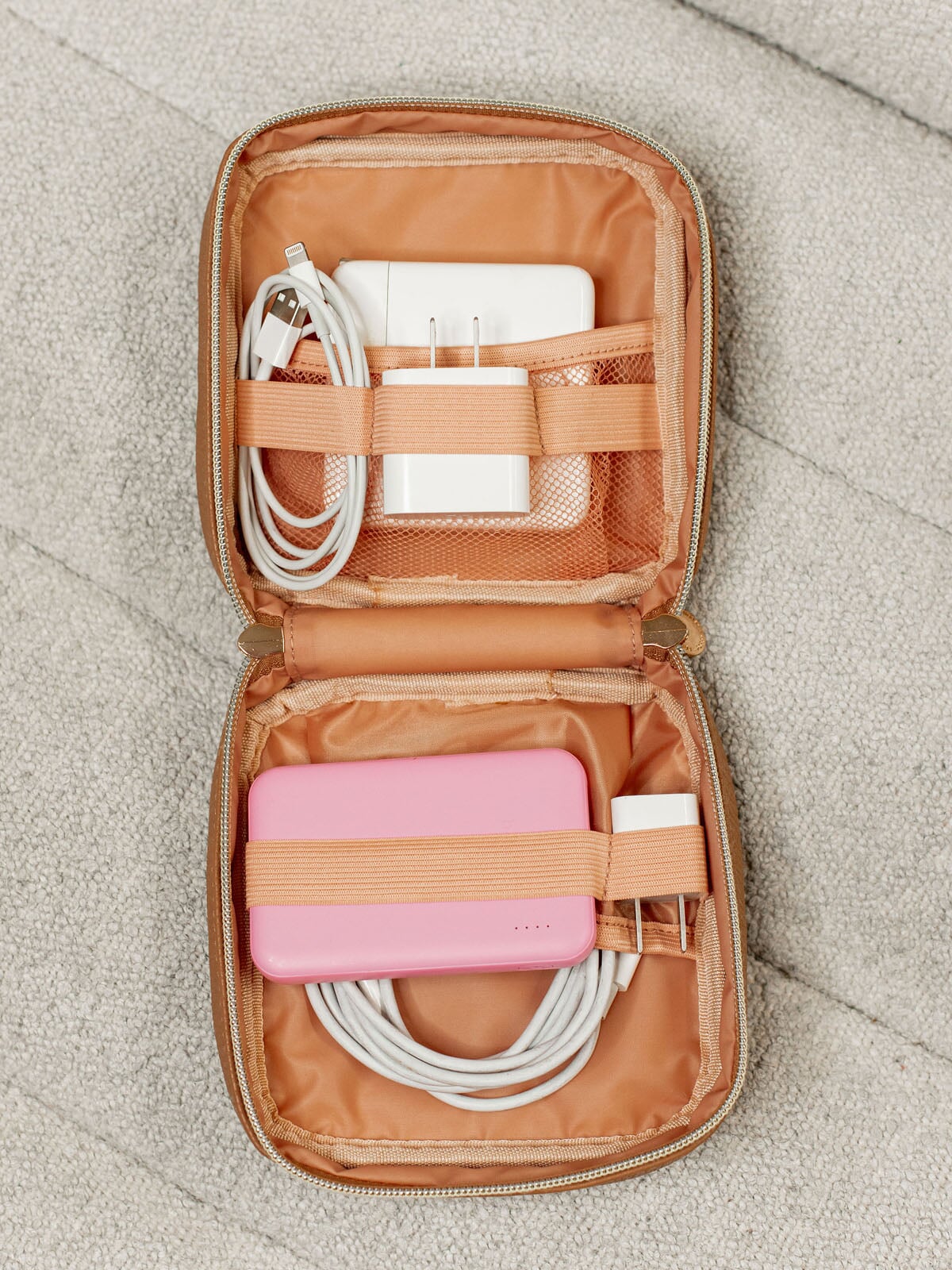 The Teched Out Case Mocha Mousse | Poppy and Peonies – Poppy & Peonies