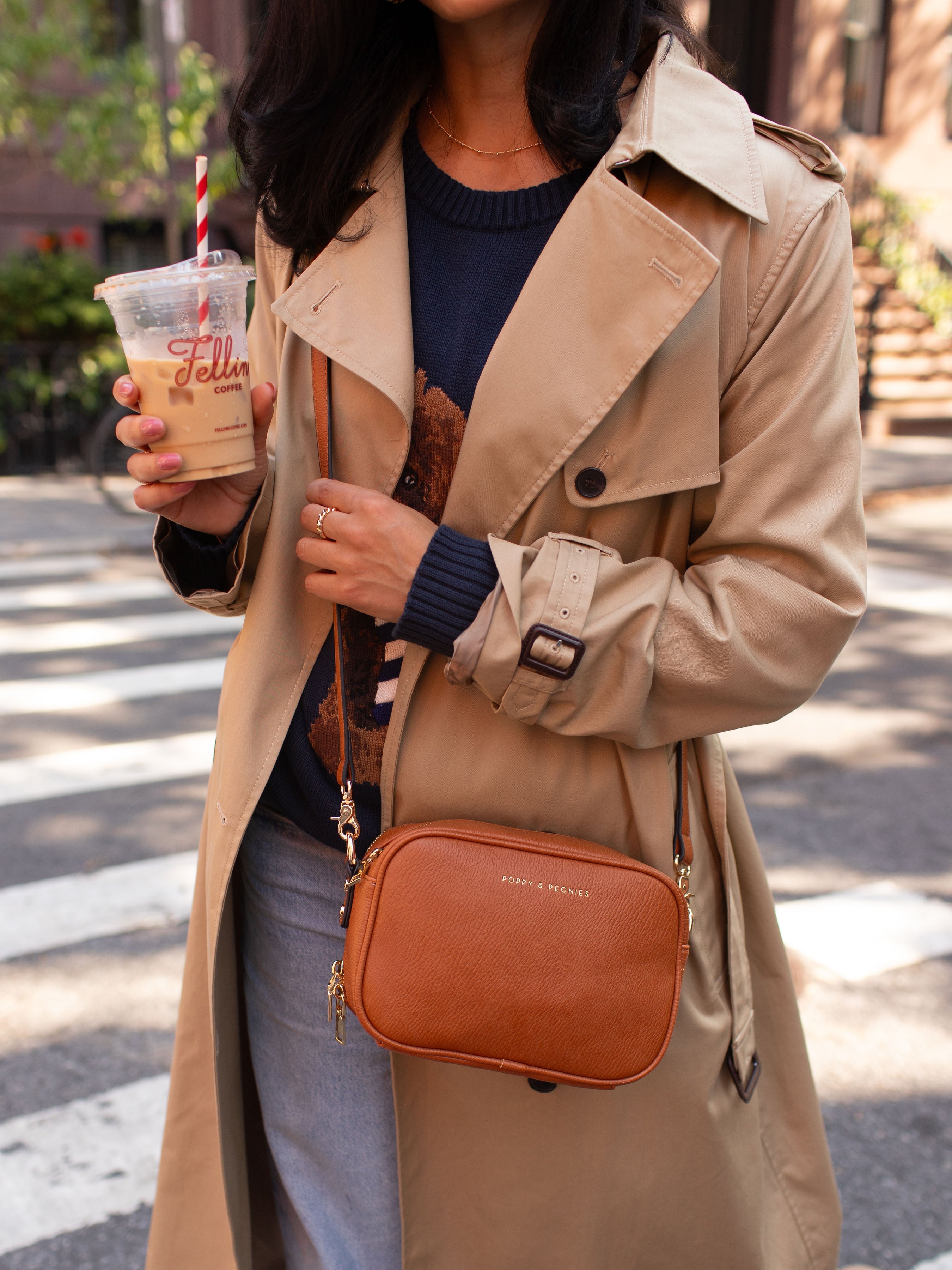24/7 Crossbody Cognac | Poppy and Peonies – Poppy & Peonies
