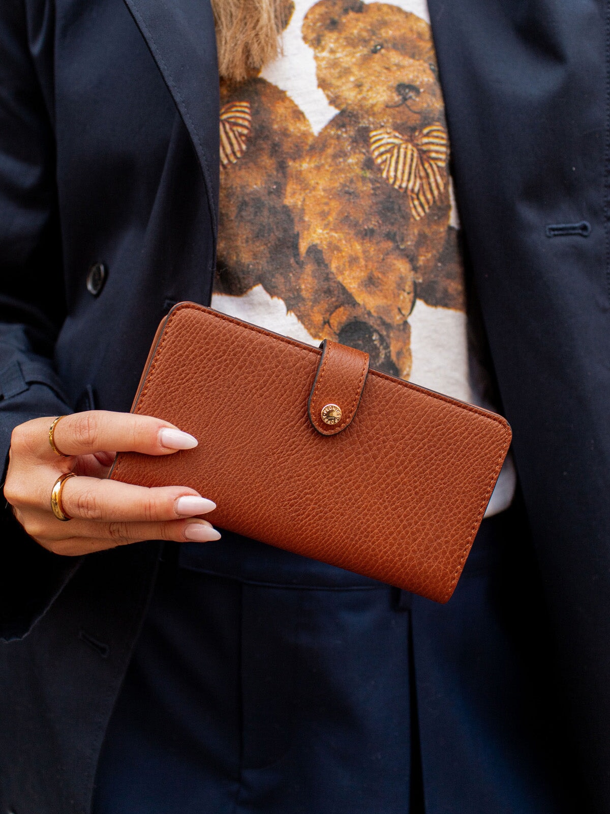 Go Anywhere Wallet Chestnut | Poppy and Peonies – Poppy & Peonies