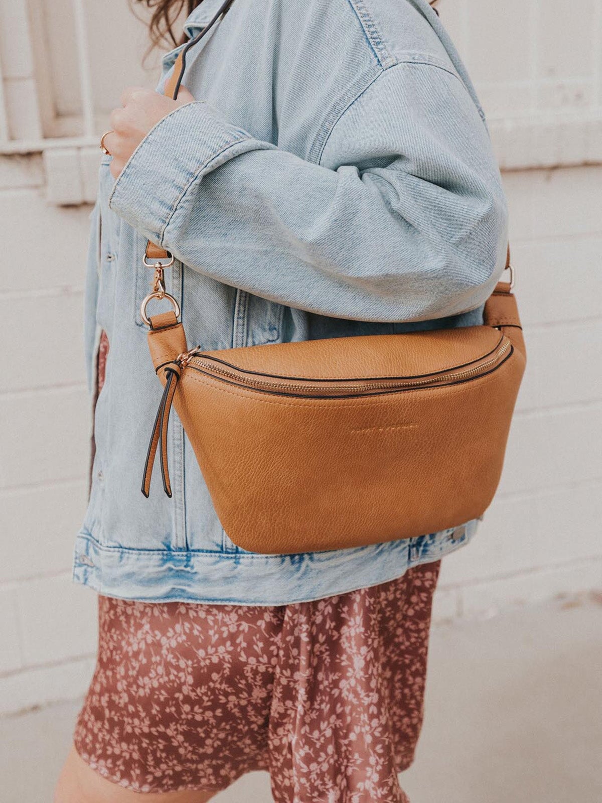 Large Sidekick Camel | Poppy and Peonies – Poppy & Peonies