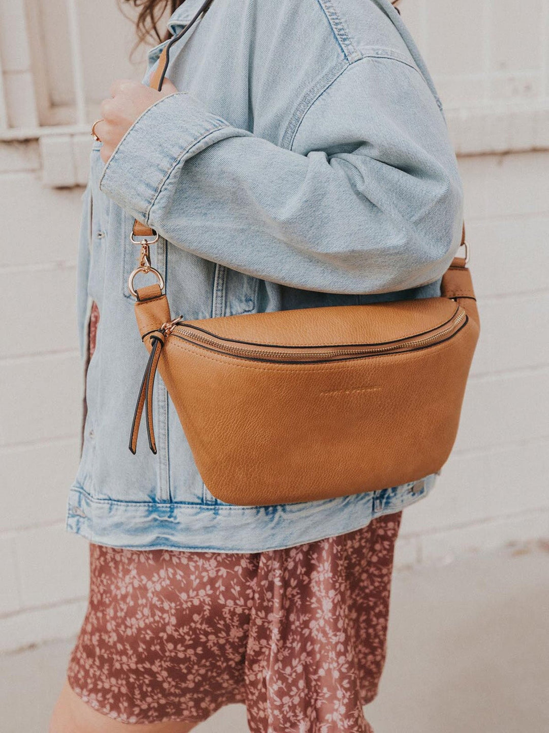 Large Sidekick Camel