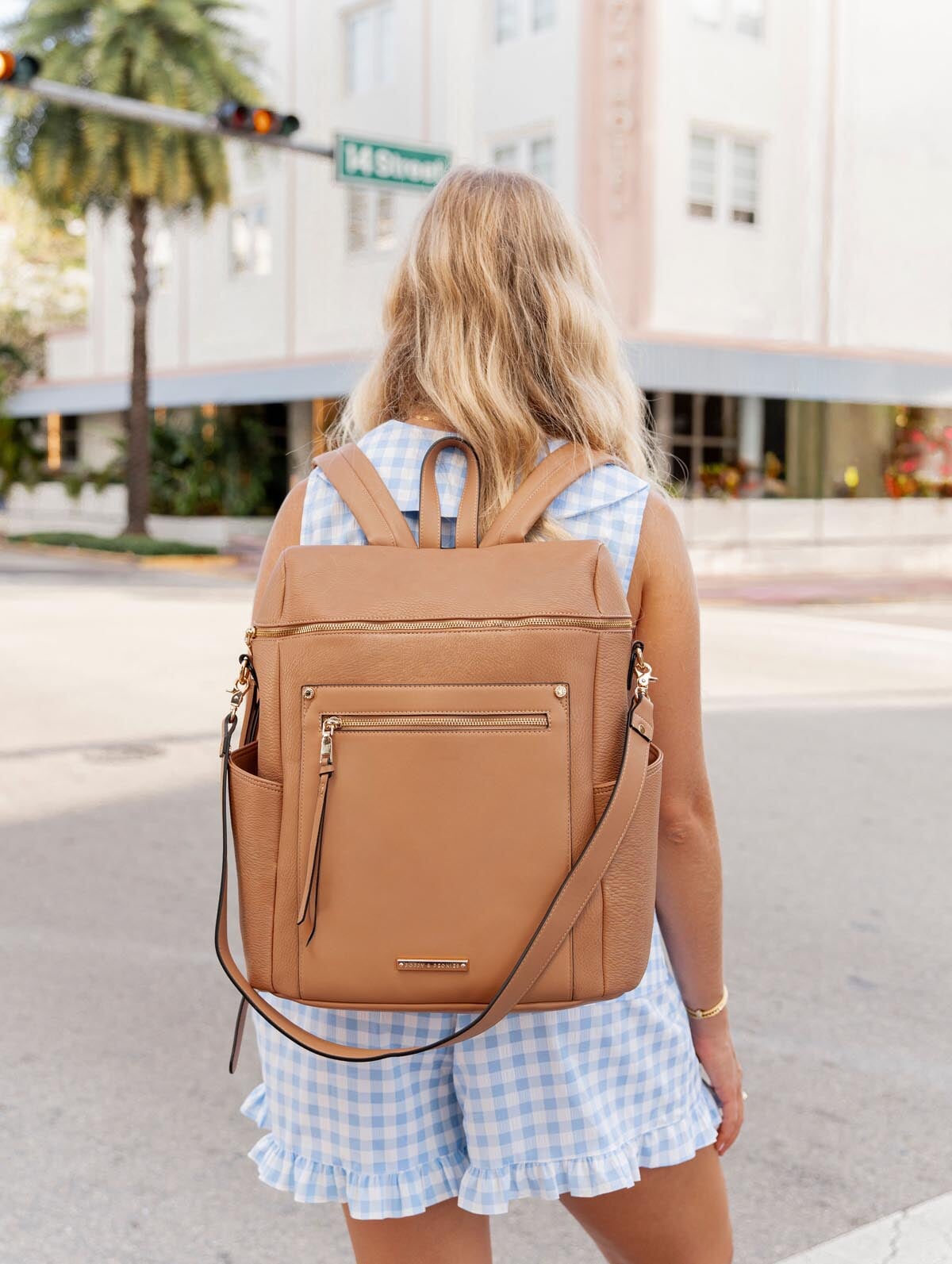 Commuter Backpack Mocha Mousse | Poppy and Peonies – Poppy & Peonies