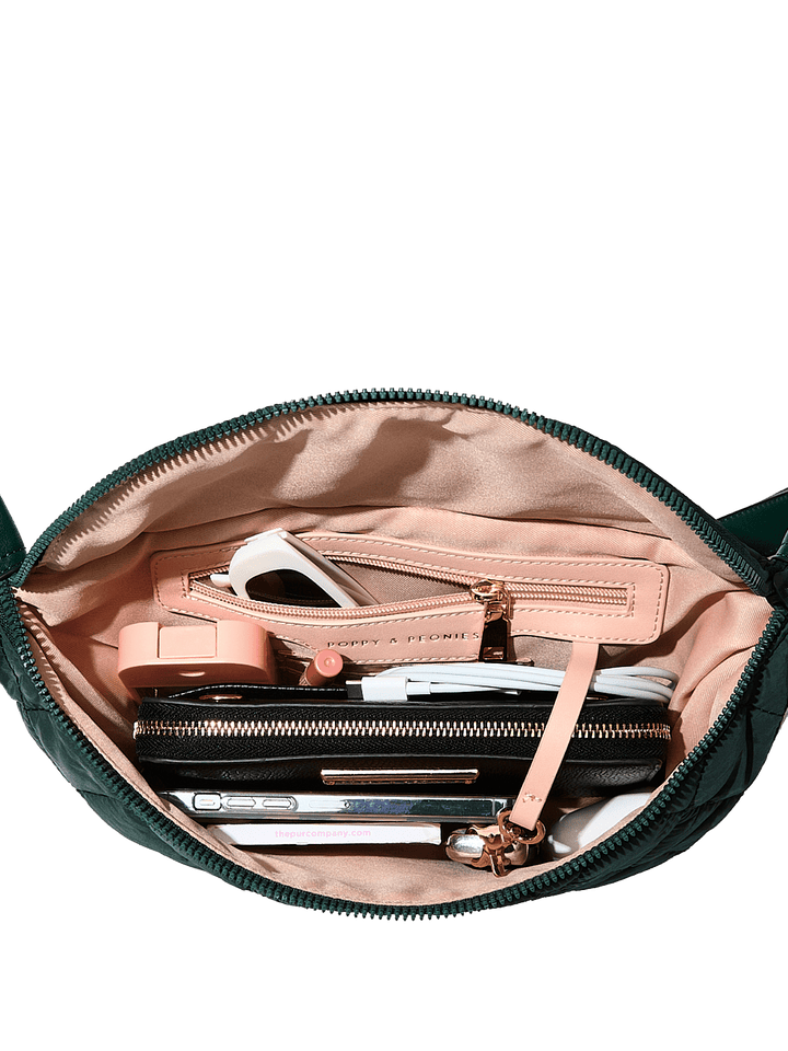 Open quilted handbag with pink interior 