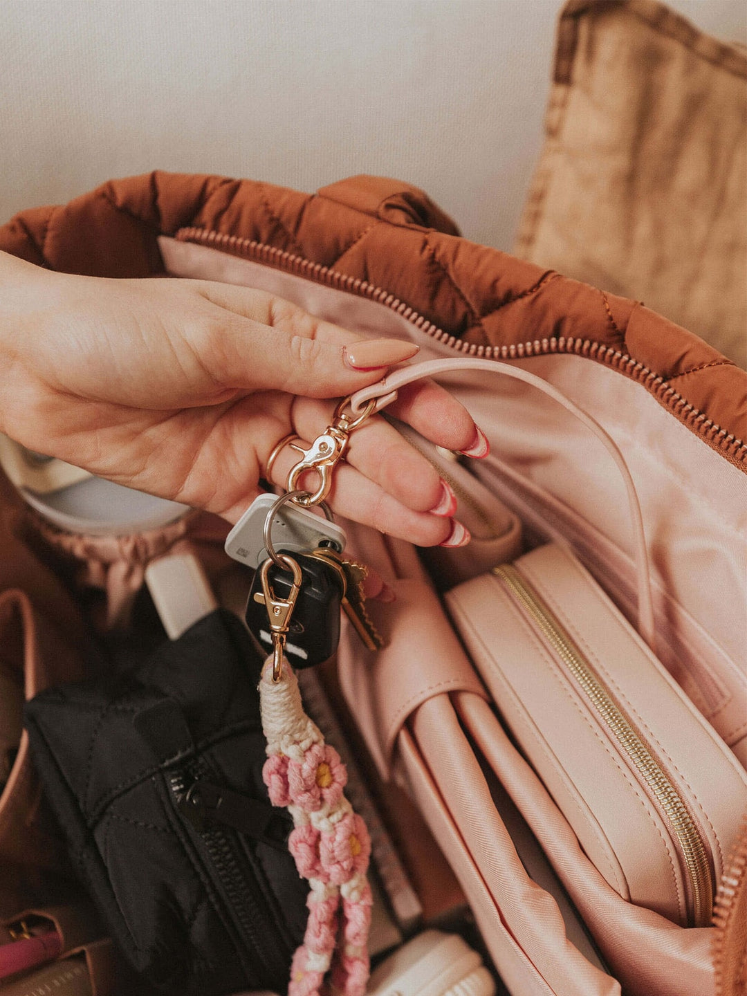Tote It Cognac