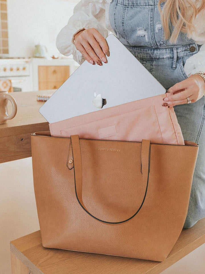 GO-GETTER TOTE camel
