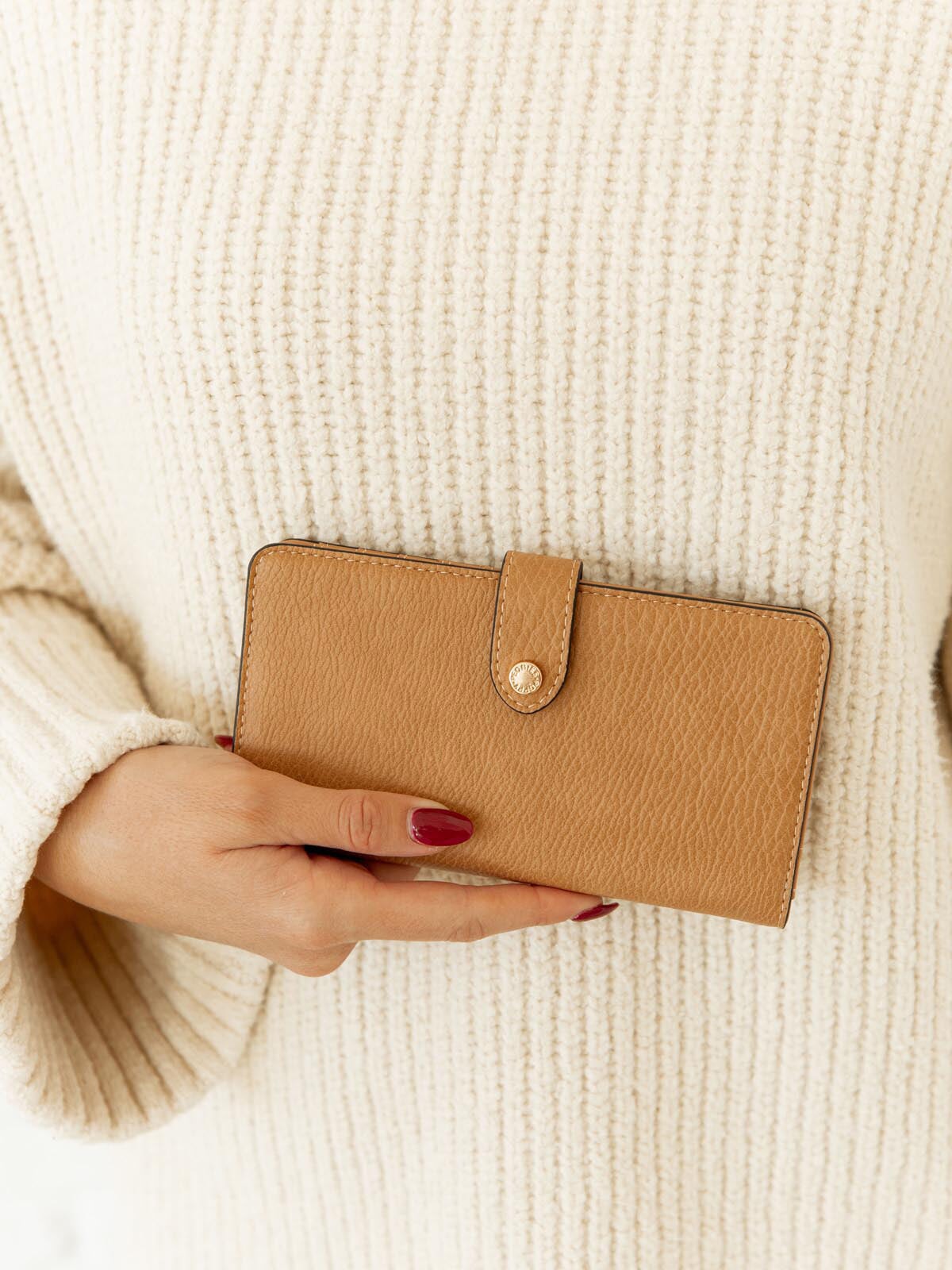 Go Anywhere Wallet Camel | Poppy and Peonies – Poppy & Peonies
