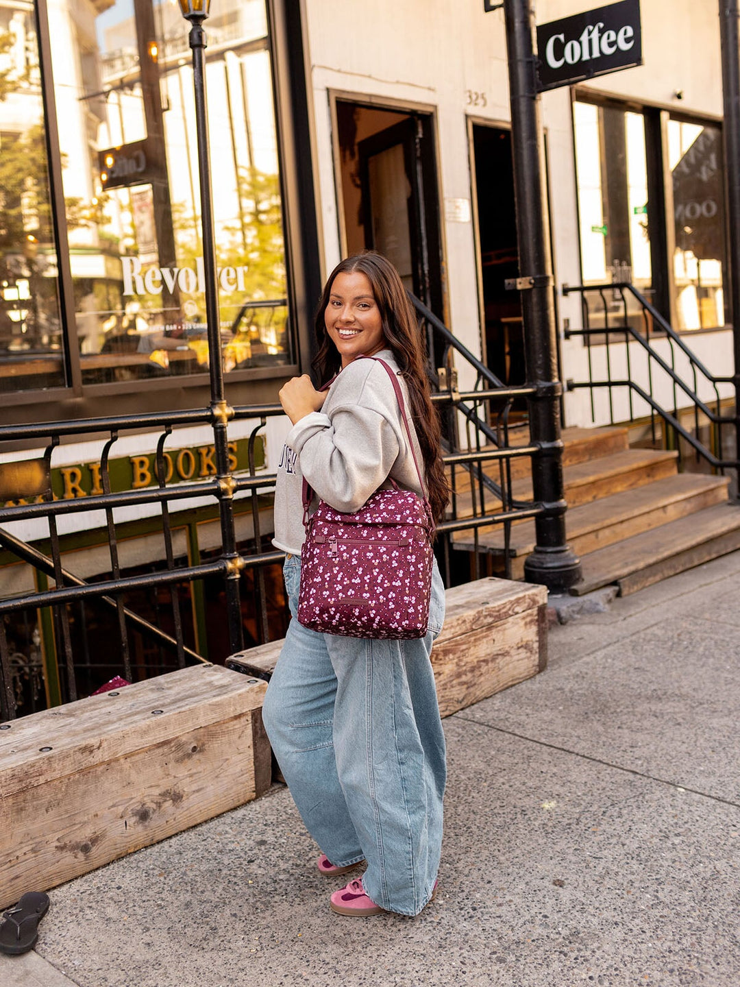 The Go-To Lunch Bag Berry Floral