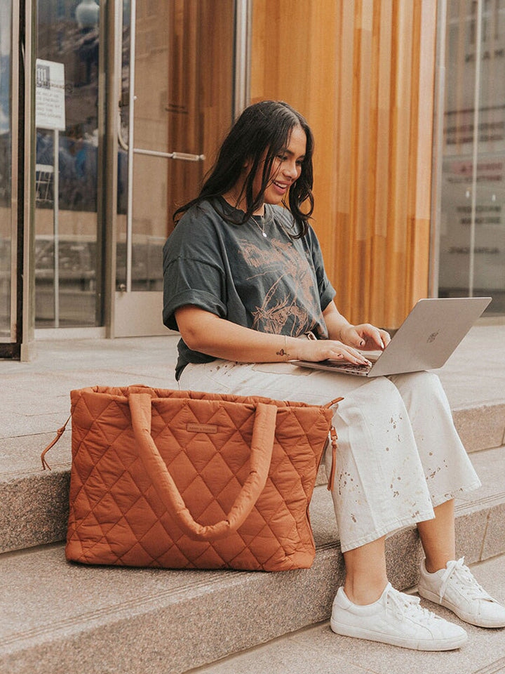 Tote It Cognac
